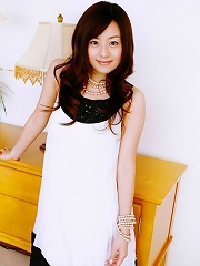 Jun Natsukawa looks adorbale in her short black and white dress